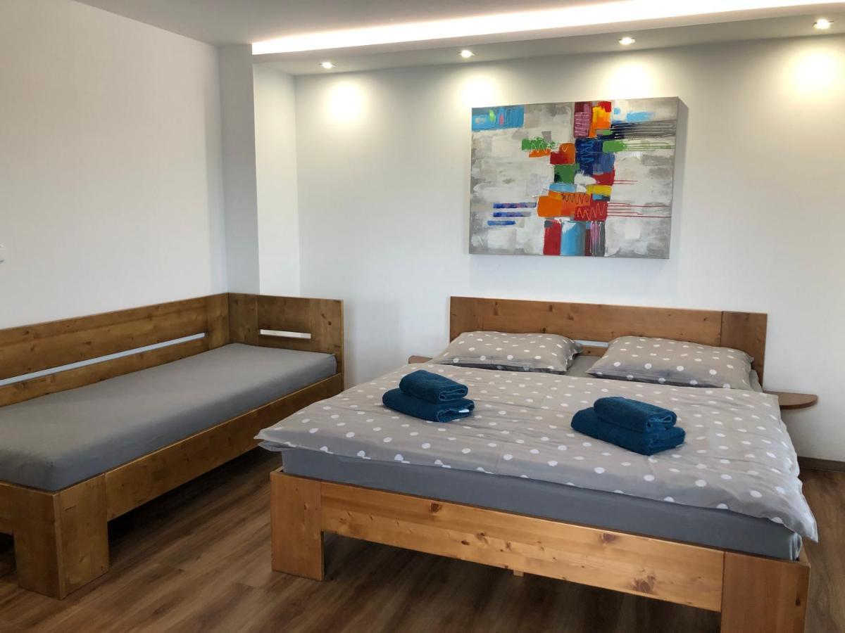 Anico Apartmany Dolni Benesov Dış mekan fotoğraf