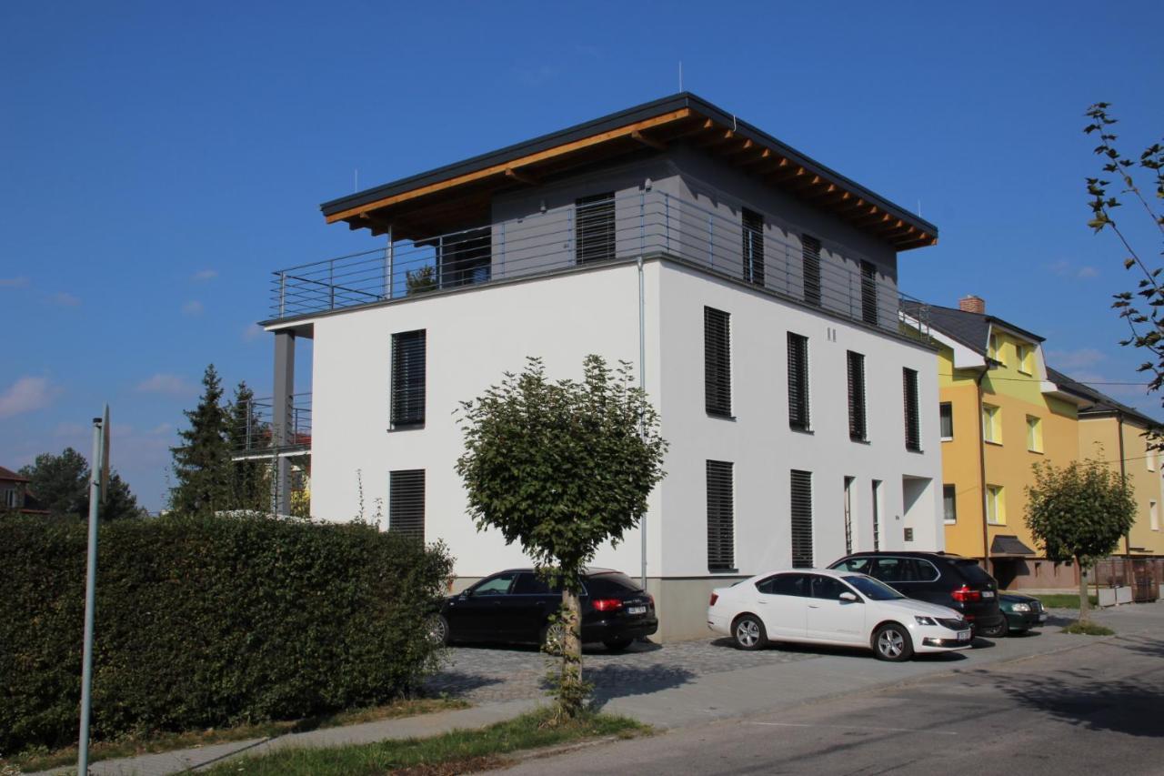 Anico Apartmany Dolni Benesov Dış mekan fotoğraf